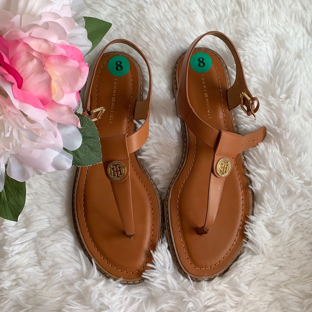 NWOB Tommy Hilfiger sandals size 8